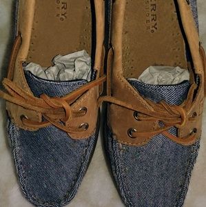 Women's 9.5 Sperry Topsiders
